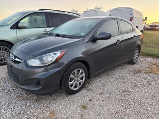 Used 2012 Hyundai Accent GLS image 1