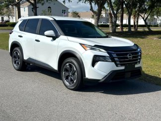 Used 2024 Nissan Rogue SV image 1