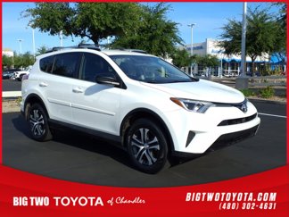 Used 2016 Toyota RAV4 LE image 1