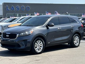 Used 2019 Kia Sorento LX image 1