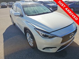 Used 2018 INFINITI QX30 Premium w/ Navigation Package video 1