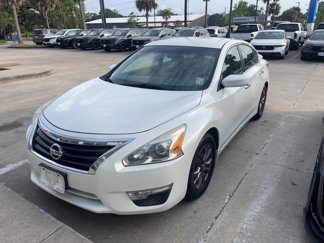 Used 2015 Nissan Altima 2.5 S w/ Special Edition Package image 1