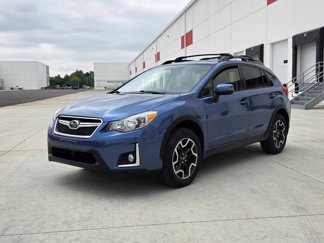 Used 2017 Subaru Crosstrek 2.0i Limited image 1