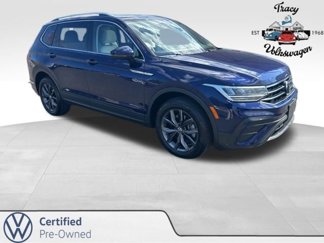 Certified 2022 Volkswagen Tiguan SE image 1