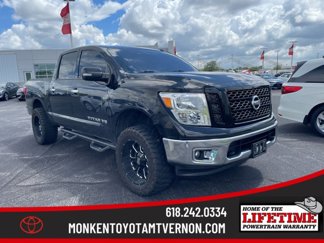 Used 2019 Nissan Titan SV image 1