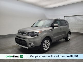 Used 2019 Kia Soul + image 1