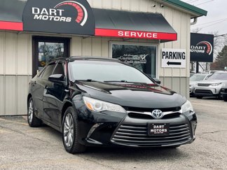 Used 2017 Toyota Camry XLE w/ Moonroof Package image 1