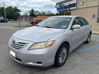 Used 2009 Toyota Camry LE image 1