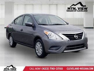 Certified 2017 Nissan Versa S image 1