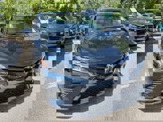 Used 2018 Toyota Camry SE image 1