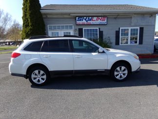Used 2011 Subaru Outback 2.5i Limited image 1
