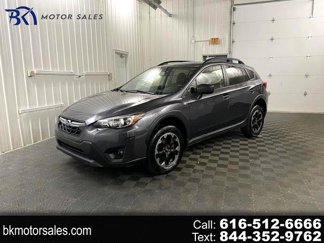 Used 2021 Subaru Crosstrek 2.0i image 1