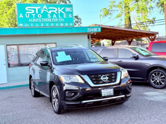 Used 2017 Nissan Pathfinder S image 1