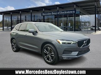 Used 2021 Volvo XC60 T5 Momentum w/ Protection Package image 1