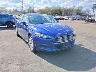 Used 2015 Ford Fusion SE image 1