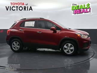 Used 2020 Chevrolet Trax LT w/ LT Convenience Package image 1