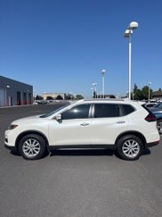 Used 2018 Nissan Rogue SV w/ Premium Package image 1