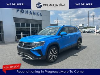 Used 2022 Volkswagen Taos SE image 1