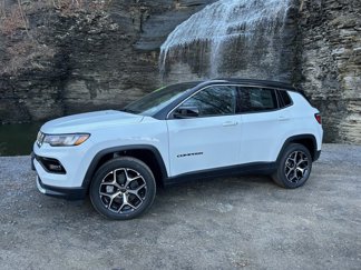 New 2025 Jeep Compass Limited image 1
