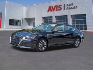 Used 2024 Nissan Altima 2.5 SV image 1