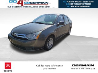 Used 2010 Ford Focus SE image 1