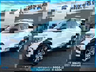 Certified 2022 Ford Explorer Limited w/ Equipment Group 301A image 1