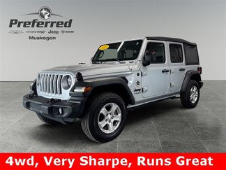 Used 2022 Jeep Wrangler Unlimited Sport image 1