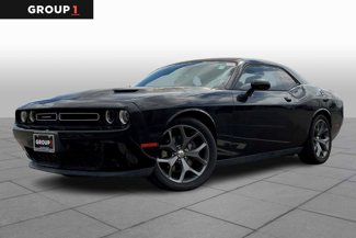 Used 2015 Dodge Challenger SXT w/ Driver Convenience Group image 1