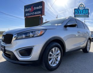 Used 2017 Kia Sorento LX w/ LX V6 Convenience Package image 1