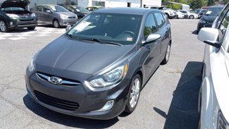 Used 2013 Hyundai Accent SE image 1