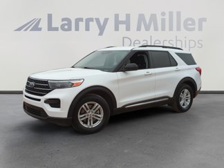 Used 2021 Ford Explorer XLT image 1
