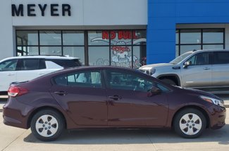 Used 2017 Kia Forte LX image 1