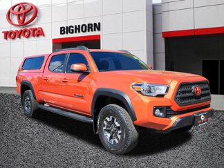 Used 2016 Toyota Tacoma TRD Off-Road image 1