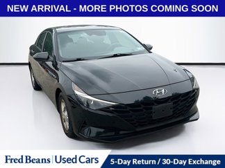 Certified 2023 Hyundai Elantra SE w/ Cargo Package image 1