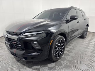 Used 2023 Chevrolet Blazer RS image 1