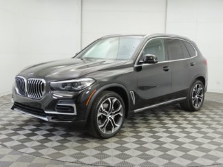 Used 2022 BMW X5 sDrive40i w/ Parking Assistance Package image 1