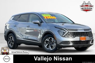 Used 2024 Kia Sportage LX image 1