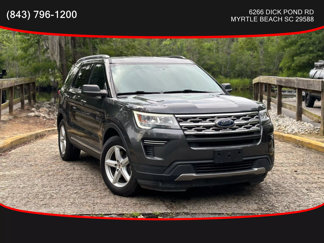 Used 2018 Ford Explorer XLT image 1