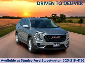 Used 2024 GMC Terrain SLE image 1