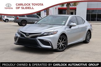 Used 2022 Toyota Camry SE image 1
