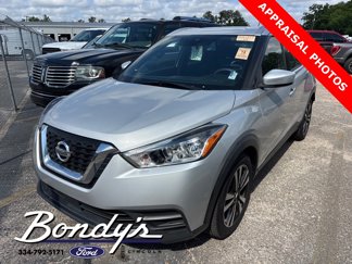 Used 2020 Nissan Kicks SV image 1