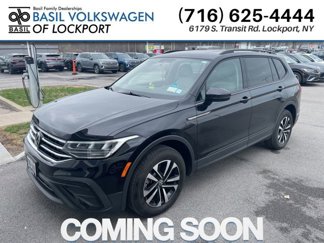 Certified 2022 Volkswagen Tiguan S image 1