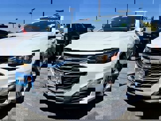 Used 2022 Chevrolet Malibu LT image 1