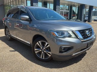Used 2019 Nissan Pathfinder Platinum image 1