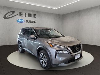 Used 2021 Nissan Rogue SV image 1