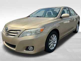 Used 2011 Toyota Camry image 1