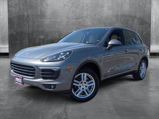 Used 2016 Porsche Cayenne image 1