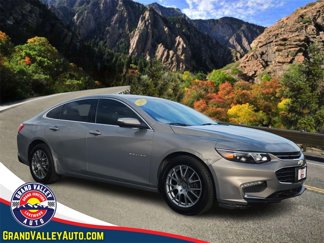 Used 2018 Chevrolet Malibu LT image 1