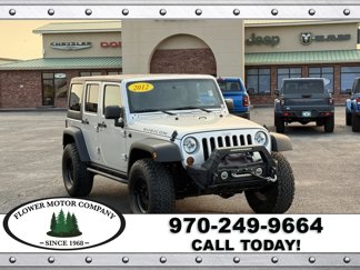 Used 2012 Jeep Wrangler Unlimited Rubicon w/ Connectivity Group image 1