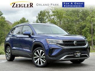 Used 2024 Volkswagen Taos SE image 1